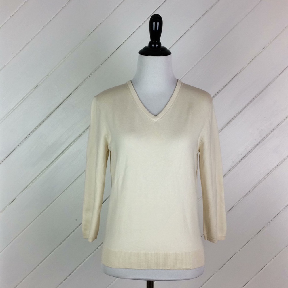 {Brooks Brothers} V-neck silk/nylon sweater